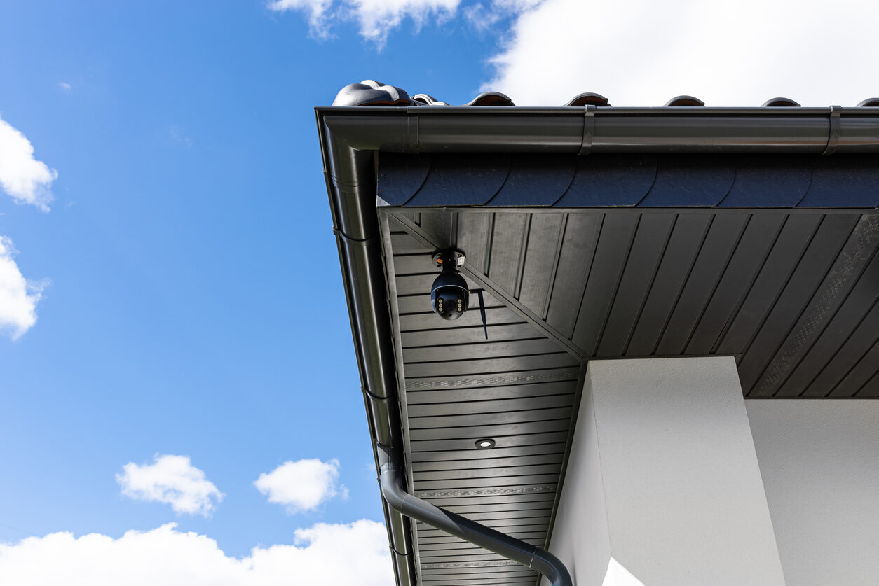 Summer Commercial Gutter Maintenance Guide